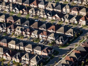Die Hauspreise in Ontario haben sich in den letzten 10 Jahren fast verdreifacht und damit das Einkommenswachstum weit übertroffen.
