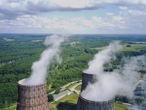 Infraestructura nuclear Argentina.  Proporcionó