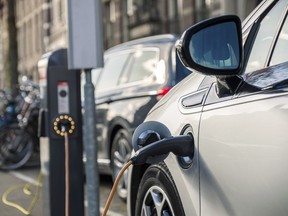 La demanda de baterías eléctricas aumentará a medida que el mundo recurra a los automóviles eléctricos. suministrado