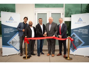 Astera Labs executives host Markham Mayor Frank Scarpitti and Toronto Global CEO Stephen Lund for its new Research and Development Design Center ribbon cutting ceremony. Pictured from left to right: Sagar Satish, Kush Saxena, Sanjay Gajendra, Frank Scarpitti, and Stephen Lund.