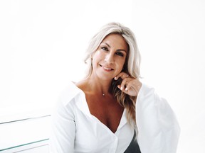 Jane Stoller, daha çok Organize Jane olarak bilinir.