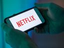 Das Streaming-Gesetz soll Dienste wie Netflix dazu zwingen, kanadische Inhalte hervorzuheben und zum Canada Media Fund beizutragen.
