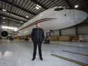 Cargojet Inc. Chief Executive Officer Ajay Virmani im Hangar des Unternehmens in Hamilton.