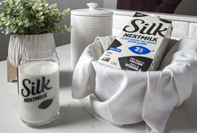 Danone's Next Milk, ein pflanzliches Produkt, das der Kuhmilch so nahe kommt, dass Sie es bereitwillig im Glas trinken werden.