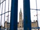 Ottawa erfährt Rückschläge wegen Änderungsanträgen, die es zum Wettbewerbsgesetz eingereicht hat und die unter anderem die Strafen für Unternehmen, die gegen die Regeln verstoßen, drastisch erhöhen würde.