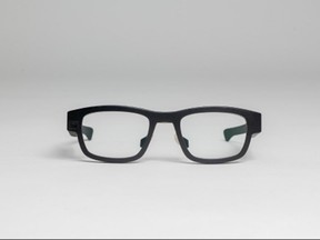 Die MindLink-Brille von AdHawk.