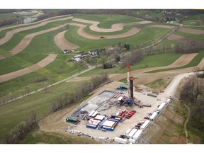 A natural gas well in Chartiers Township, Pennsylvania. Photographer: Andrew Harrer/Bloomberg