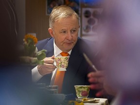 FRANKSTON, AUSTRALIA - AUGUST 15: Australian Prime Minister Anthony Albanese dines with aged care residents during a visit to St Paul's Terrace Residential Aged Care on August 15, 2022 in Frankston, Australia.