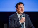 esla-Gründer Elon Musk nimmt am 29. August 2022 an der Offshore Northern Seas 2022 in Stavanger, Norwegen, teil.
