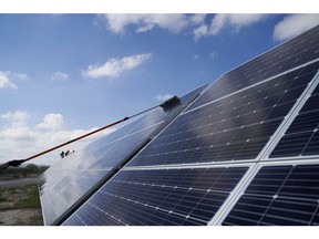 Workers of GRS cleans solar panels at Salsipuedes solar PV plant. Villa de Arista, Mxico. October 8, 2021. Mauricio Palos / Bloomberg