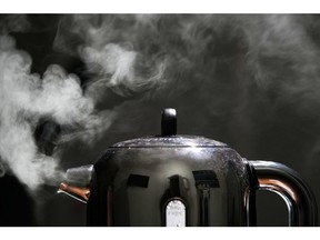 KNUTSFORD, UNITED KINGDOM - FEBRUARY 03: In this photo illustration a domestic electric kettle emits steam and vapour on February 07, 2022 in Knutsford, United Kingdom. The energy regulator OFGEM has brought forward the announcement of the increase in the energy price cap to reflect the record high gas energy market prices caused by the global crisis in supply. (Photo illustration by Christopher Furlong/Getty Images) Photographer: Christopher Furlong/Getty Images Europe