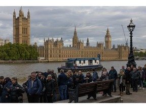 With hundreds of thousands of people expected, the government set up a queue route from Southwark Park, along the South Bank, across Lambeth Bridge and into the Palace of Westminster. Photographer: Hollie Adams/Bloomberg