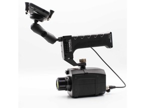 The MFE OGI Handheld Camera features a 640 x 512 HOT mid-wave infrared camera core and sources its power from its 70wh rechargeable battery handle.