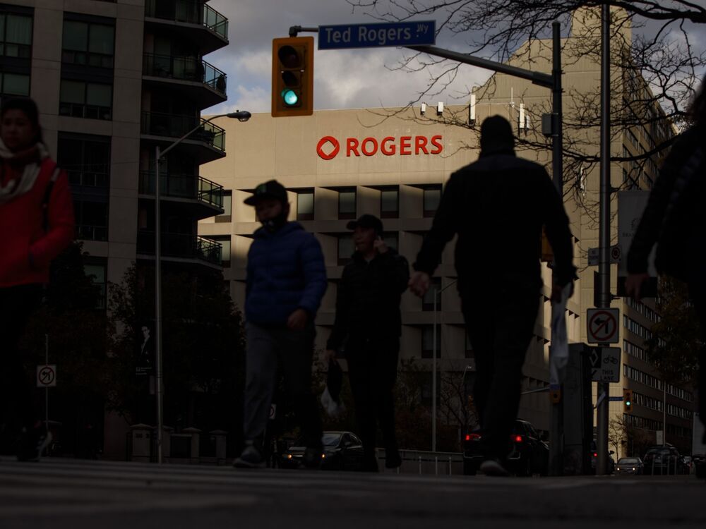Competition commissioner accuses Rogers, Shaw of 'abuse of process' over Telus subpoenas