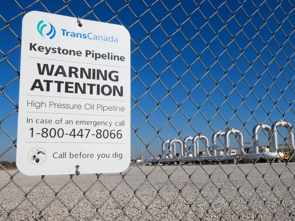 Keystone pipeline shut down after oil spill into Kansas creek