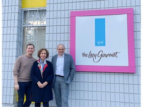 From left to right: Kevin Mazzone - General Manager, The Lazy Gourmet, Susan Mendelson - Co-Founder, The Lazy Gourmet, and Jacques Webster - President of Business & Industry at Compass Group Canada.