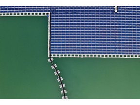 A floating solar panel farm. Photographer: Alex Kraus/Bloomberg