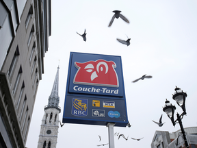 Couche-targ sing in Montreal