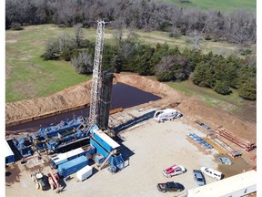 Drill rig at the new borehole/well location in East Texas. The drill rig has since demobilized from this location and has been replaced by a workover rig to complete perforations, final testwork and sampling.