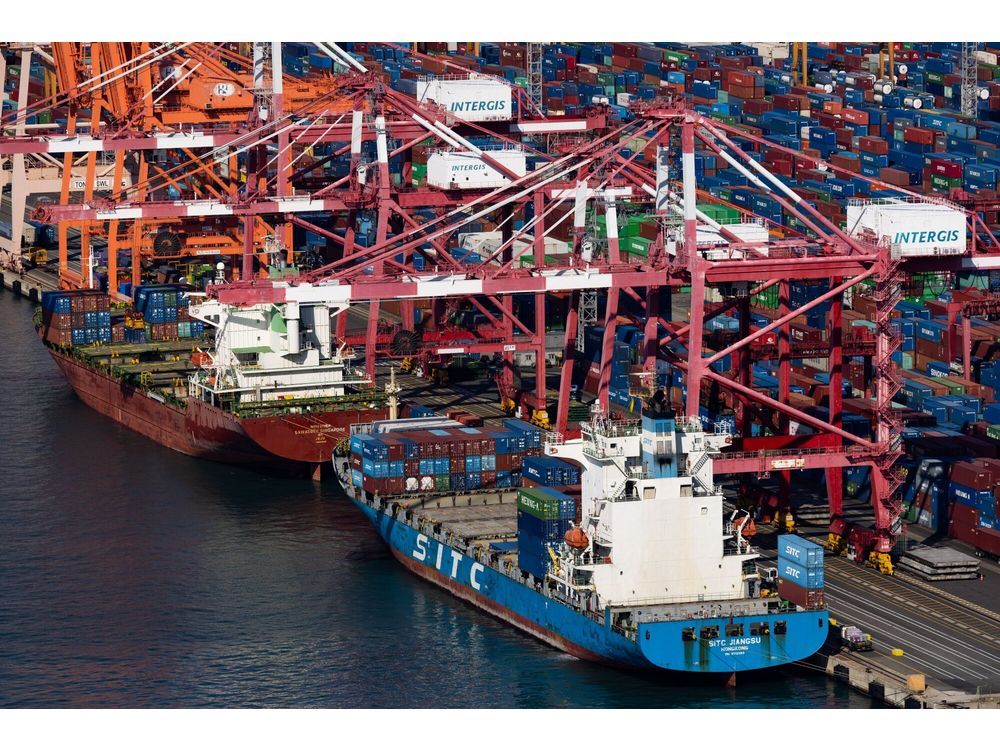 Korea Restores Japan’s Preferred Trade Status, Aiding US Efforts