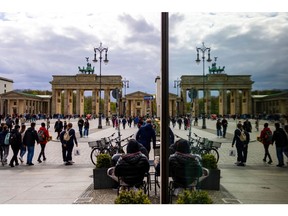 The Brandenburg Gate in central Berlin. Photographer: Krisztian Bocsi/Bloomberg