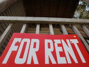 A for rent sign.