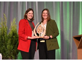 Mosaic Forest Management received the Sustainable Forestry Initiative's (SFI) 2023 SFI Leadership in Conservation Award at the SFI Annual Conference in Vancouver, BC. Accepting the award from Lauren Cooper (L), SFI Chief Conservation Officer is Molly Hudson (R), Mosaic's Director of Sustainability.