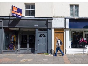 A closed retail shop available to rent in Worthing, UK.