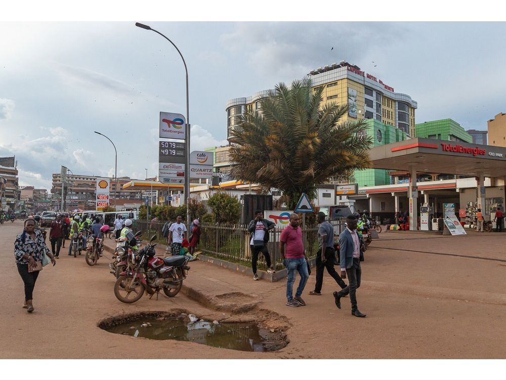 TotalEnergies de nouveau poursuivi en France pour le projet pétrolier ougandais