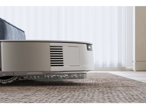 ECOVACS' new T20 OMNI is a first of its kind with hot water washing and mop lifting technology.