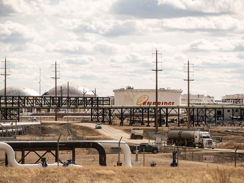 Enbridge storage tanks and pipelines in Hardisty, Alta.