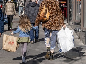 People with shopping bags in San Francisco