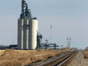 A Viterra grain elevator stands near Calgary. U.S. agribusiness Bunge Ltd. agreed to buy Viterra for US$8.2 billion.