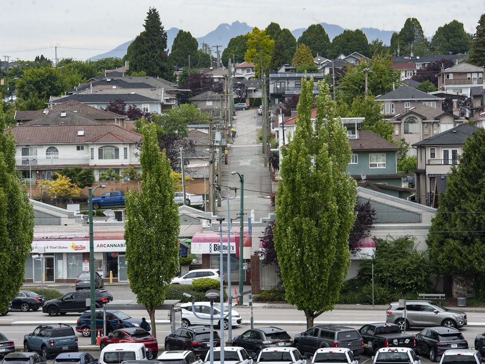 Homes on the south slope of Vancouver.