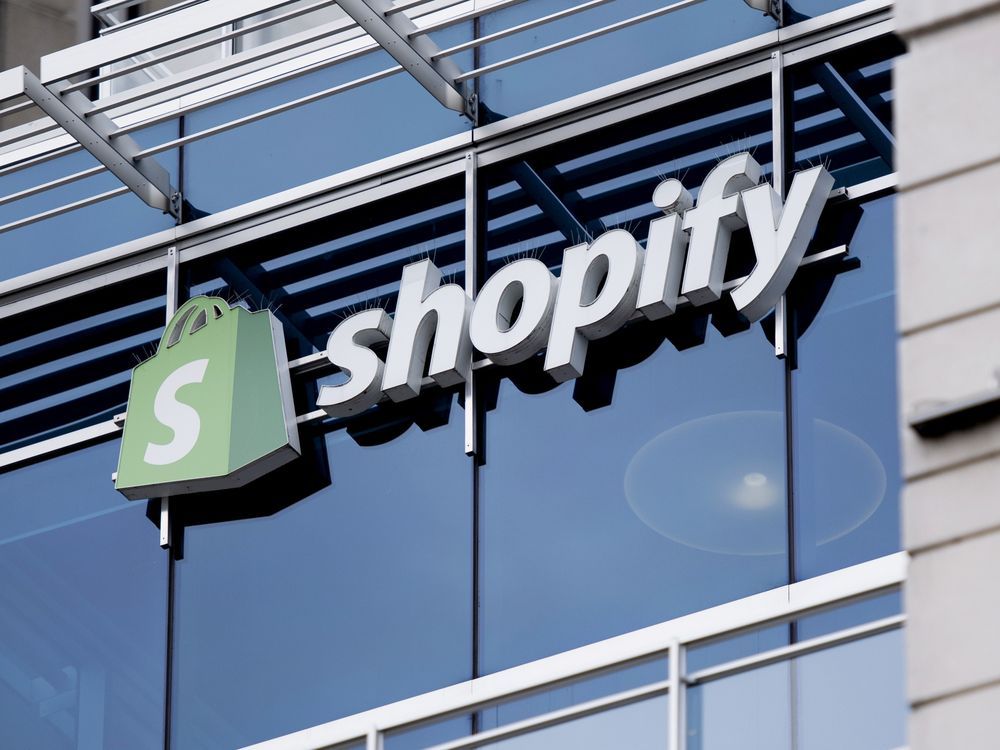  Shopify Strike Deal to Open  Logistics to Sellers