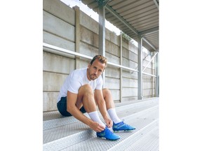 Harry Kane laces up with Skechers in his new SKX_01 football boots.