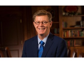 Dr. Vincent Price, president of Duke University, will provide HPU's Commencement address to graduate students on May 2, 2024.