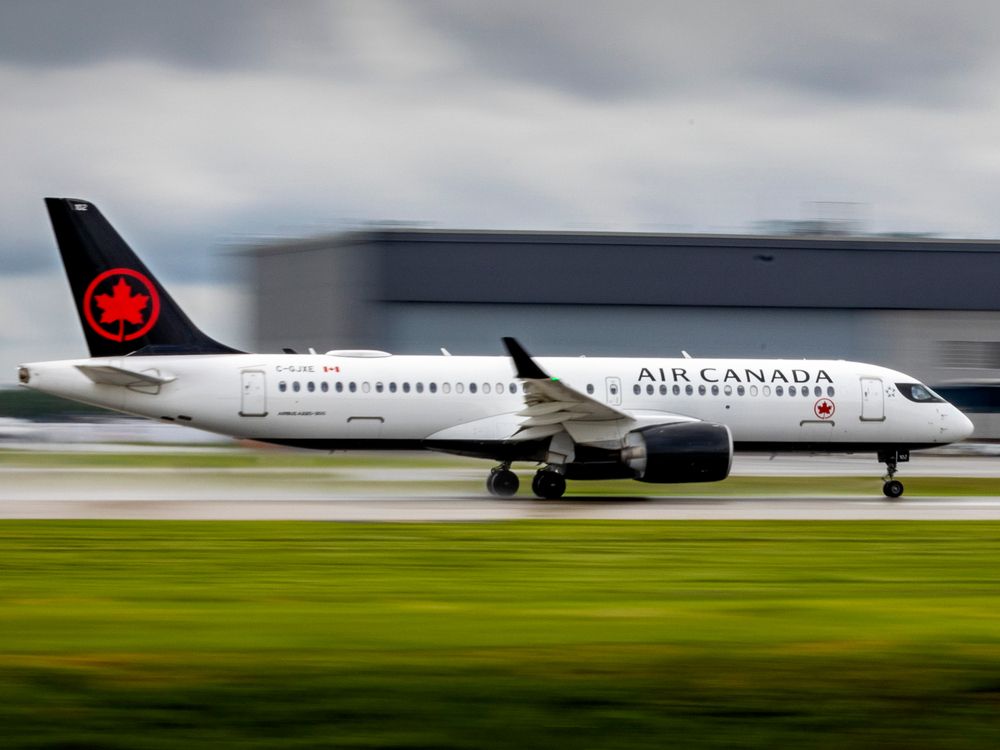 Air Canada apologizing after travellers kicked off for reporting vomit on  seats