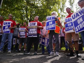 United Auto Workers members and supporters picket outside a General Motors facility in Langhorne, Pa., Friday, Sept. 22, 2023. Autoworkers in the U.S. ramped up their strike Friday in a move that's expected to have knock-on effects for Canadian parts producers.THE CANADIAN PRESS/AP-Matt Rourke