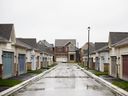La Société canadienne d'hypothèques et de logement a déclaré que plus de 95 pour cent du parc immobilier du Canada appartient, sous une forme ou une autre, à des intérêts privés.
