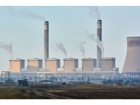 The Eskom Holdings SOC Ltd. Kendal coal-fired power station in Mpumalanga. Photographer: Waldo Swiegers/Bloomberg