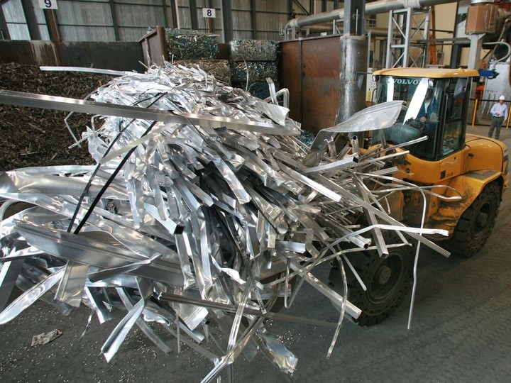  Scrap aluminum is transported by a front end loader at a Matalco plant in Brampton, Ont., in 2006.