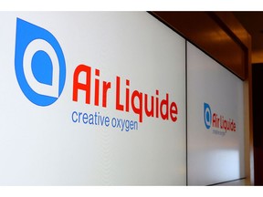 Logo of French industrial gas company Air Liquide taken at the presentation of the group's 2016 results in Paris on February 15, 2017.  Photographer: Eric Piermont/AFP/Getty Images