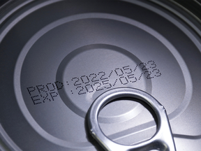 Top of can showing food expiry date