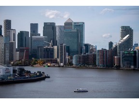 canary wharf in long seen from afar