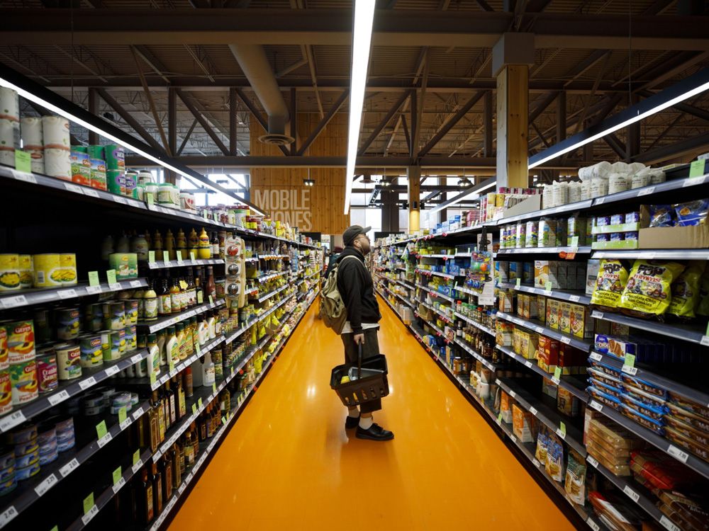 Loblaw, Walmart urged to sign grocery code or risk legislation