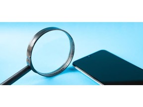 020624-Smartphone-with-magnifying-glass-spyware