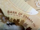 Gubernur Bank of Canada Tiff Macklem mengatakan ada tanda-tanda tekanan upah mereda karena pasar tenaga kerja kembali seimbang.