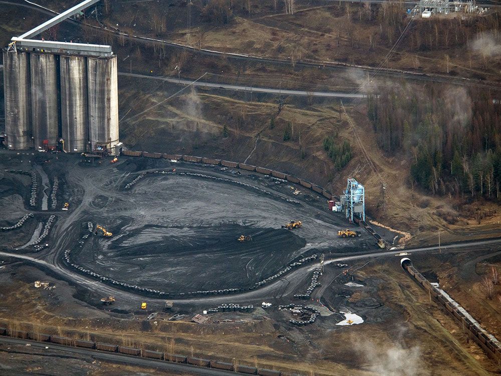 Cleanup of pollution from Teck coal mines to cost billions more than
estimate, says report