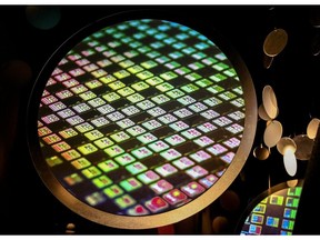 Silicon wafer.